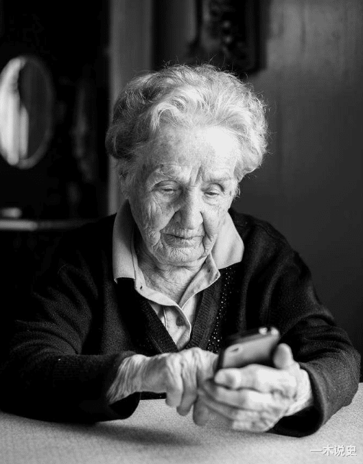 李春平|李春平：长得帅娶大38岁的好莱坞女星，继承百亿资产，后来怎样了