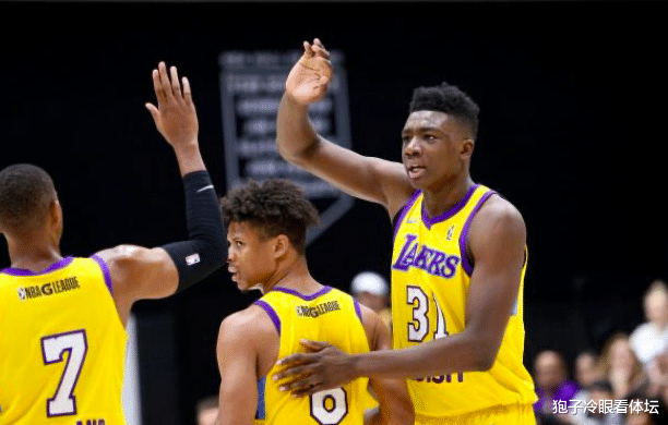 湖人队|十字韧带撕裂！官宣赛季报销 太惨了 湖人选中的悍将刚成长为巨头
