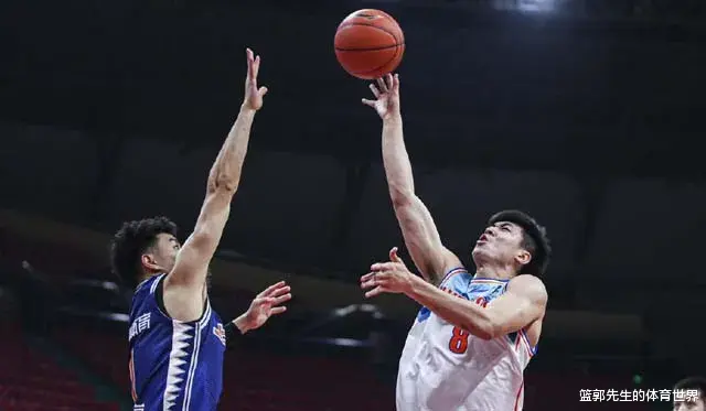 鲁宁|9分钟！6中1得4分！国产东契奇还是不稳定，冲击NBA太难了