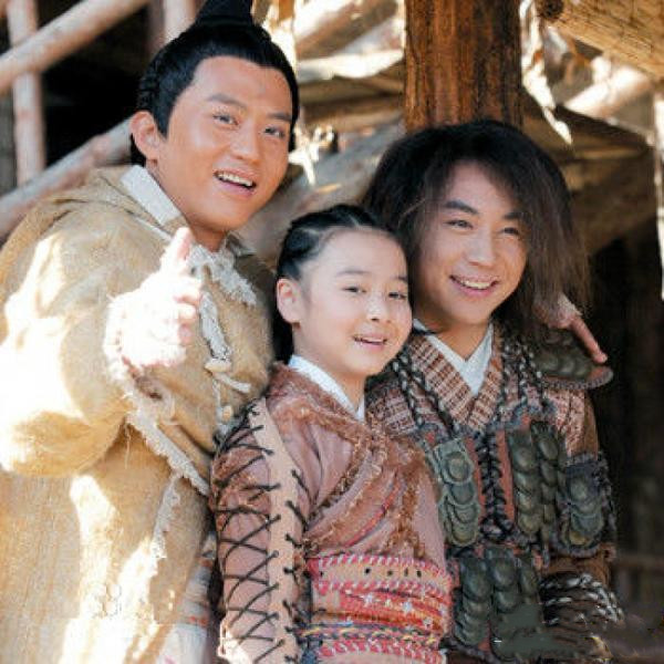 杨丽晓|童星出道的杨丽晓如今逆袭，美得不可方物，她和释小龙秘密结婚？