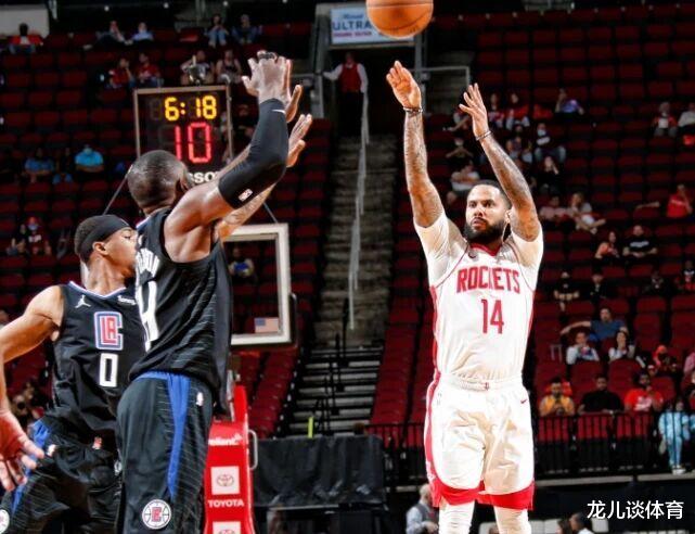 快船队|真不想遇湖人！快船惨负鱼腩，西部格局再生变化，老詹机会来了