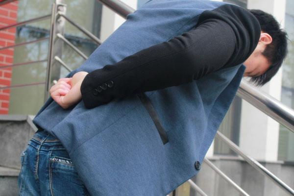 戒烟|给长期吸烟的人提个醒：2个动作若无法成功完成，建议尽早戒烟