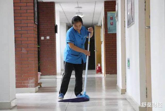 家政|比“跑腿”还赚钱？这一吃香职业年薪百万，缺口很大，从业者抓紧