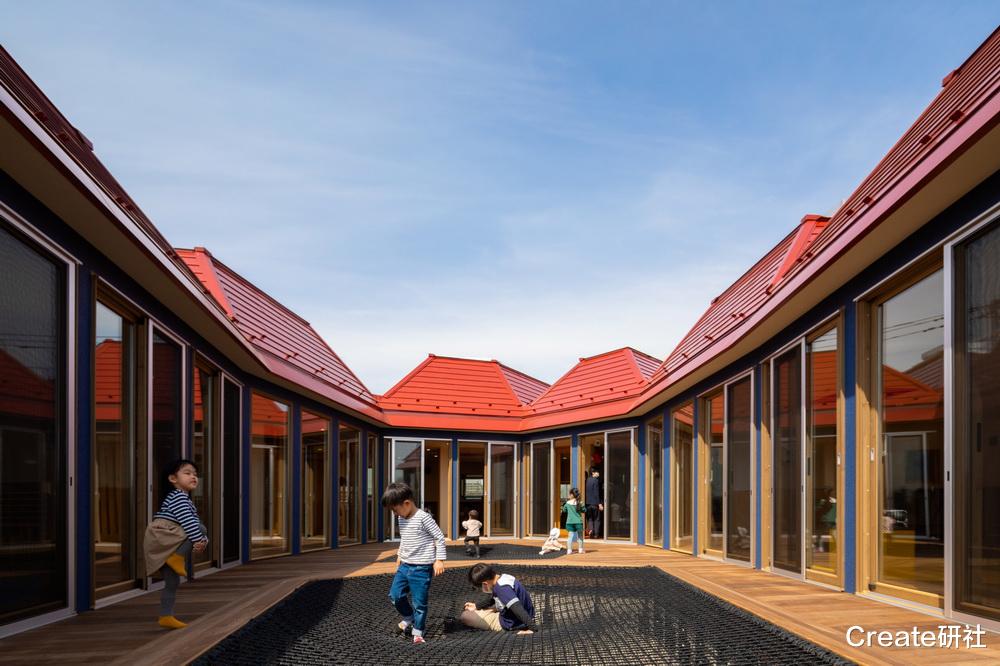 太空 走走爬爬，蹦蹦跳跳！/teamLab Architects