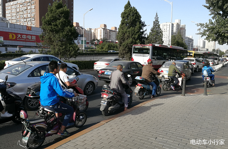 8月1日起，多條電動車新規來臨，專傢：電動車任性用，成為過去式-圖2