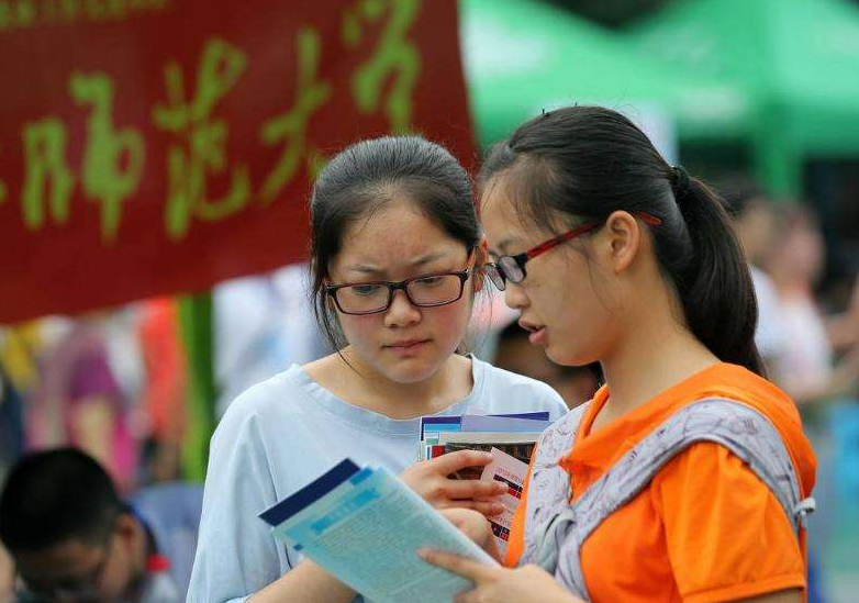 大学|家长眼中的“铁饭碗”专业，实际上人才泛滥，选择前要慎重