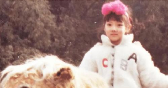 潜规则|因拒绝“潜规则”跑6年龙套,明明是张整容脸,却让观众舍不得骂