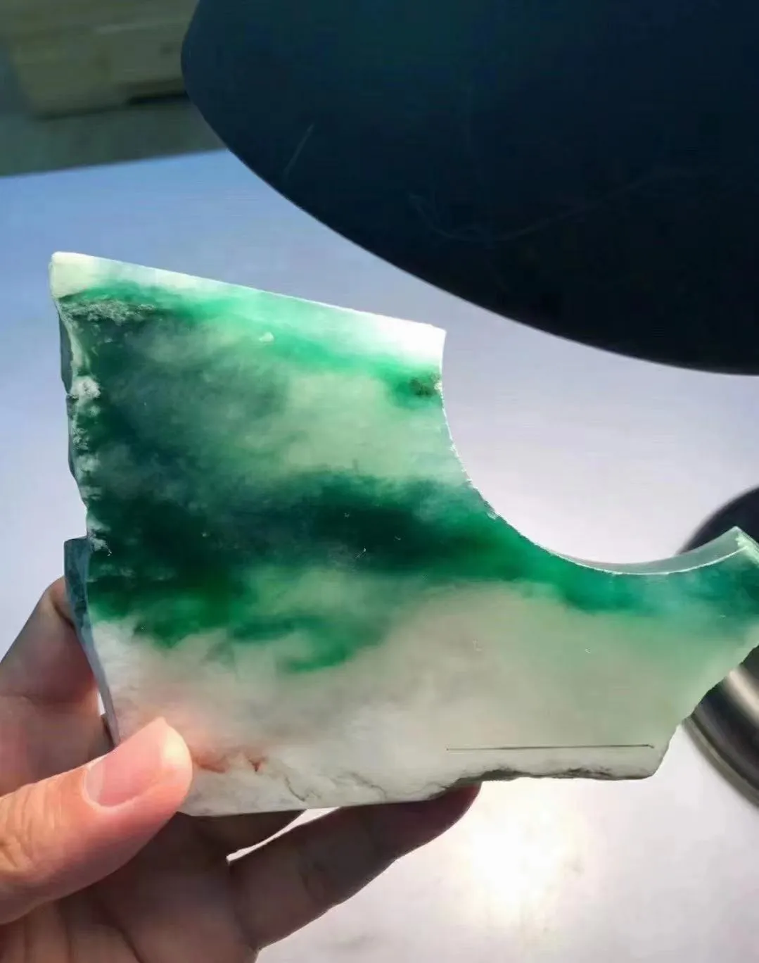 玉雕|翡翠手镯边料经过链雕蜕变成稀世之宝！