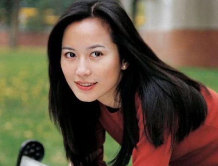 娱乐圈|不傍富豪，不滥情的5位女星，演技高颜值好，堪称“娱乐圈清流”