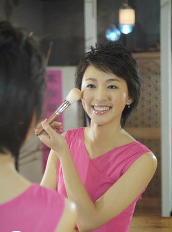 仙剑奇侠传四|33岁成央视国脸，一晚带货6100万后突然“消失”，欧阳夏丹做错了啥