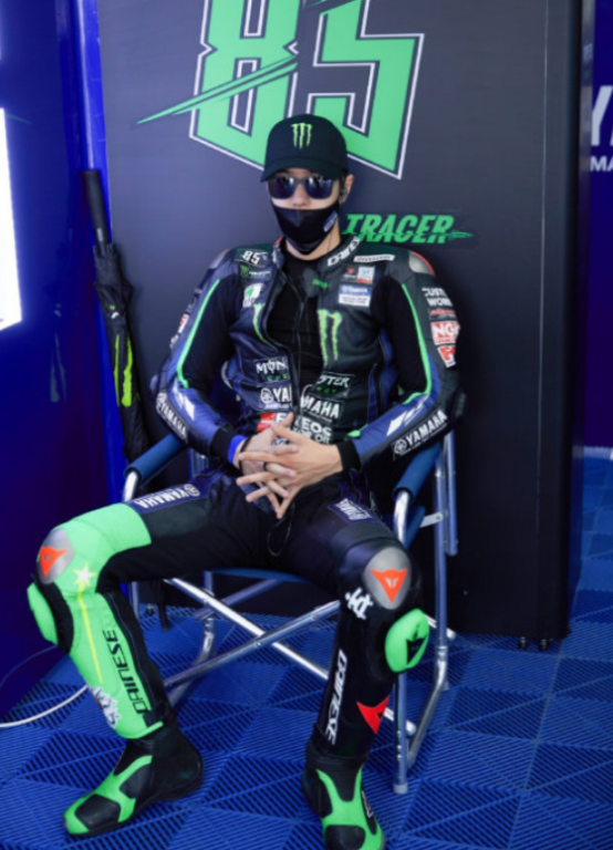 王一博|从完美爱豆到人设翻车，王一博的顶流人设还能撑多久？