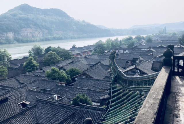 背包客 四川一历史名城，有望赶超丽江古城，越来越多背包客前往