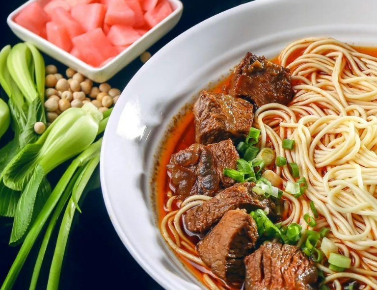 康师傅 康师傅方便面年销量170亿包，他每年要宰多少头牛？答案难以置信