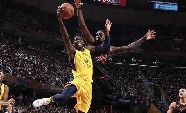 湖人队|湖人大交易？詹姆斯这一举动很说明问题，就此一全明星很有望加盟