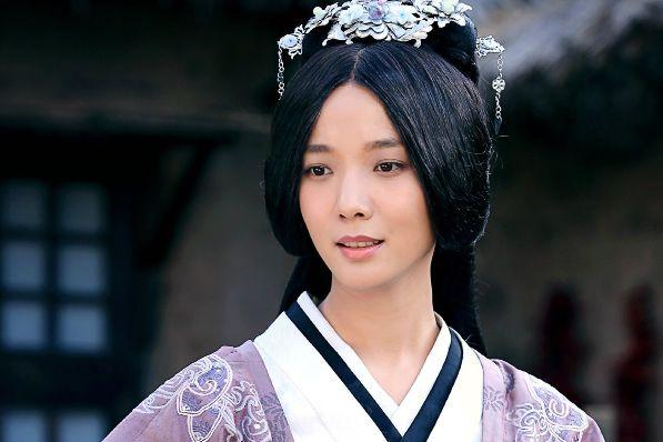 小龙女|“小龙女”别硬演！有人演活了一眼万年，有人却演得让观众厌烦