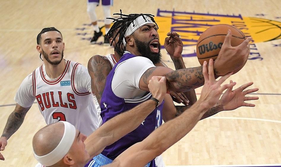 湖人隊|造越位！湖人鏈式防守，把籃球當足球來打