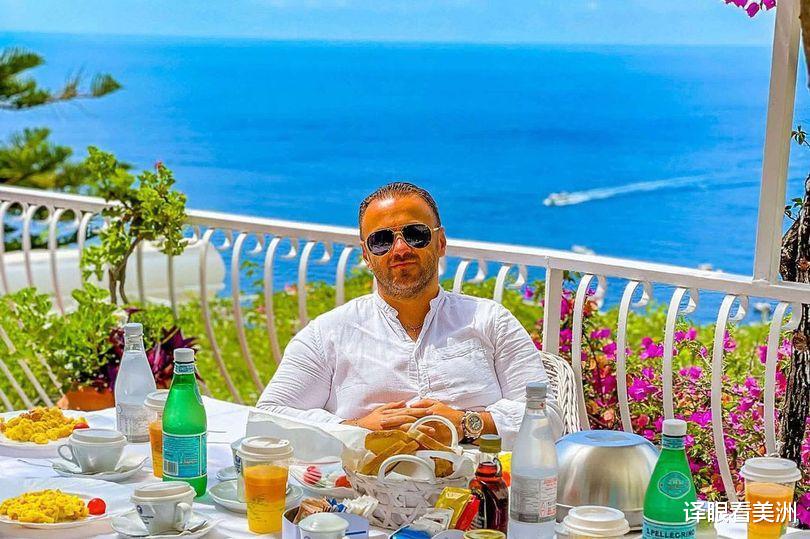 手机壳|罗马尼亚小伙怀揣500美金闯美国,开网店卖中国手机壳赚2.6亿身家