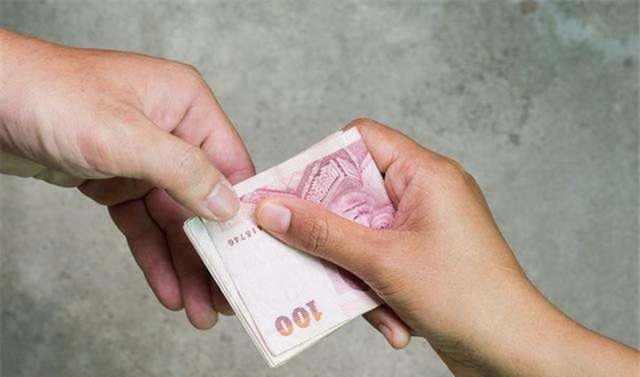 全能辣妈plus|当孩子第一次找你要钱，这3句话最好烂在肚里，伤娃不止一点点