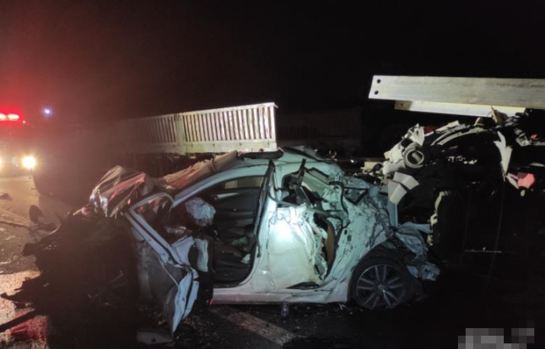 视野新闻周刊 一家五口出游三人遇难！练杭高速6车追尾致6死，事故原因现已查明