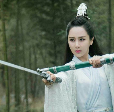 杨紫|不是每个女星都适合古装，新四丑造型一出，网友：辣眼睛