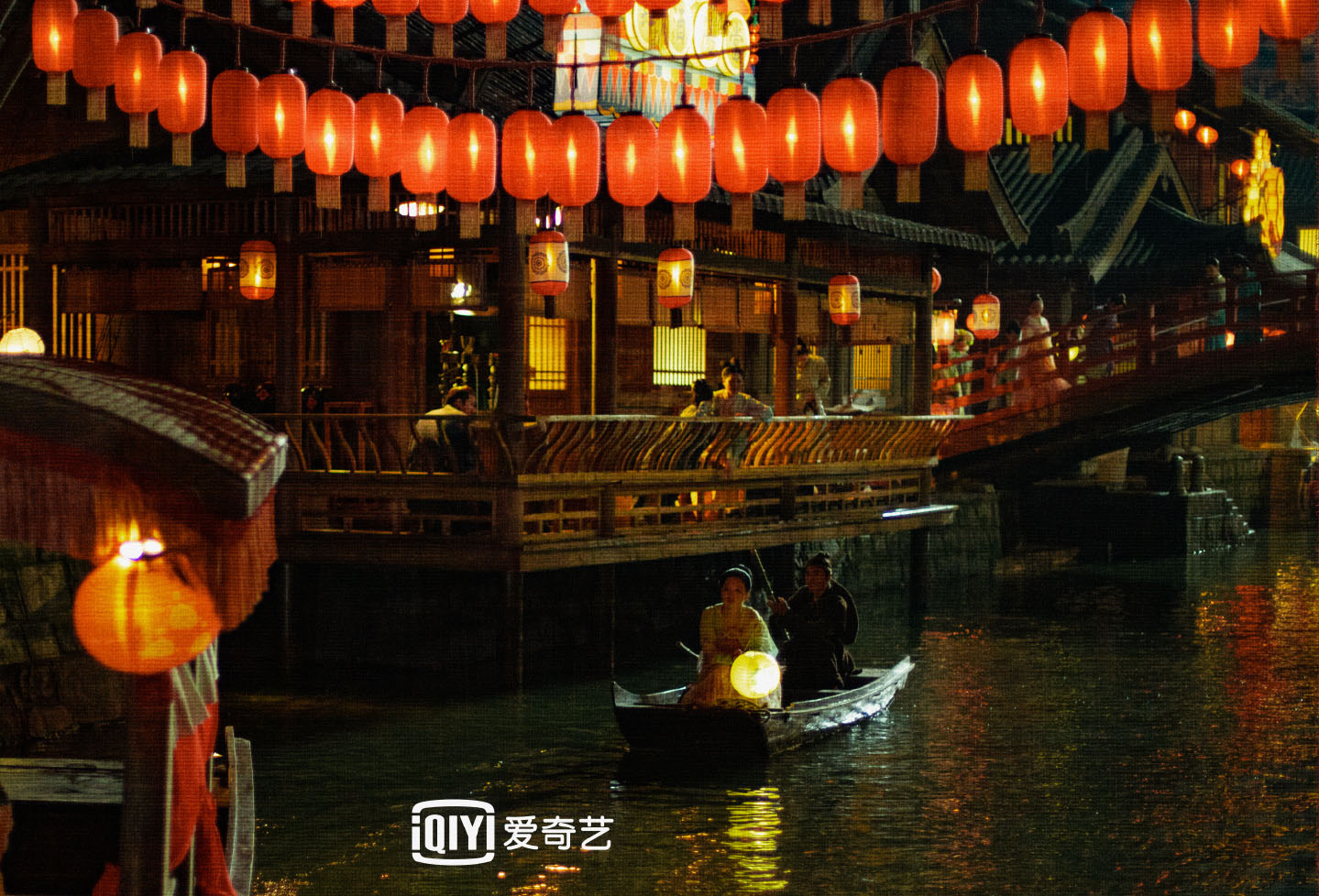 风起洛阳|《风起洛阳》引争议？播出延迟近1小时，演员和非演员的差距明显