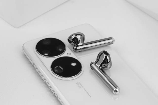 三星galaxy s21 fe|华为“口红耳机”评测：无论是自用还是送礼都是最佳选择