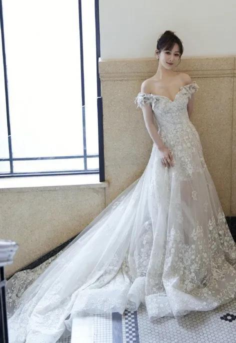 御姐|2021年女星红毯：有人又撩又欲，有人御姐范，有人因此上了热搜