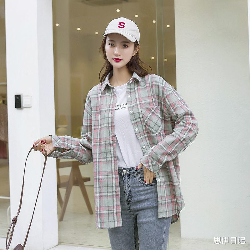 思伊日记|很难不爱格子衬衫，展现独特的时尚魅力，好看又时髦