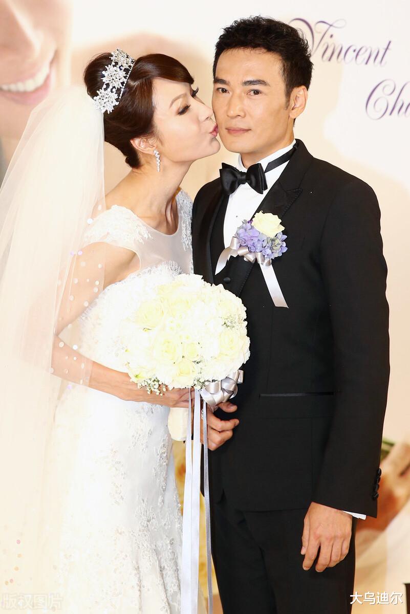 卡戴珊|2021最后一天，来点干货，用所有的离婚去告别旧时光，格局要打开