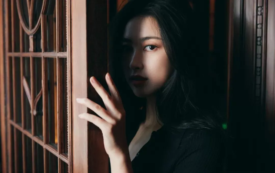 朱珠|被沦为玩物后光速爆出婚讯，怎么她也有两个孩子？