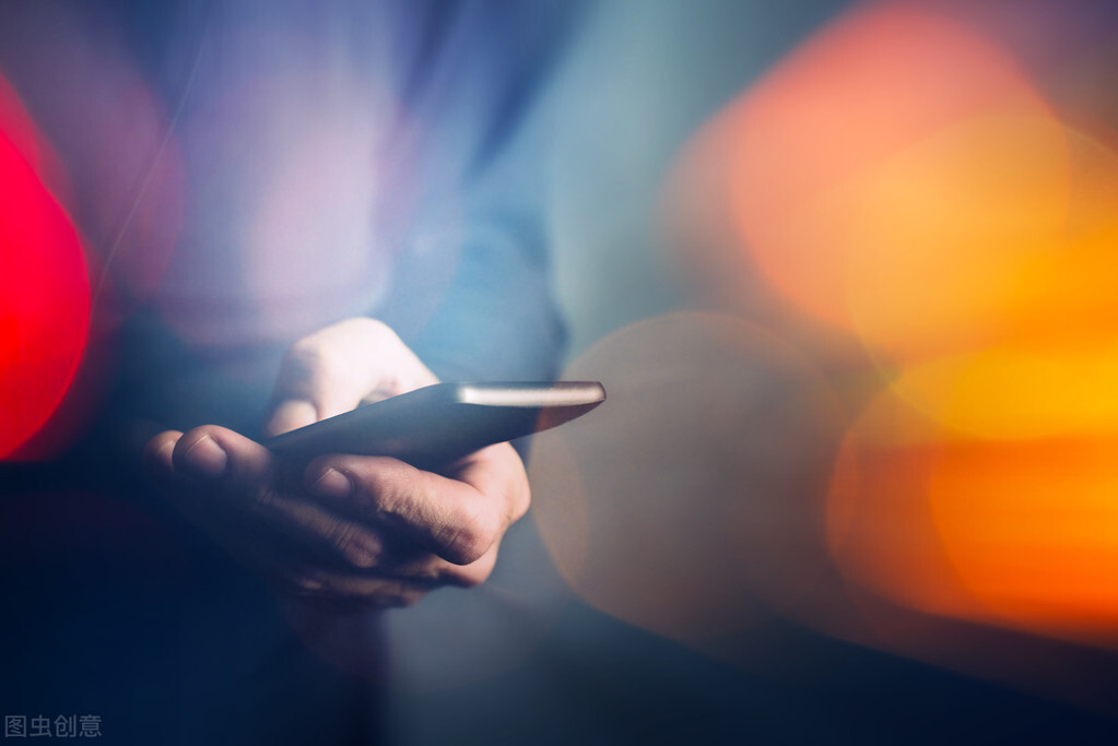 奇闻调查班|墓里突然多出一具无名男尸,警方机智抓住狠心凶手