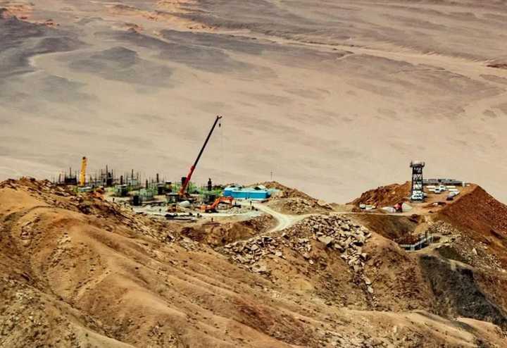 天文 东半球最好的天文观测场在我国青海，天空干净无比，地表如同火星