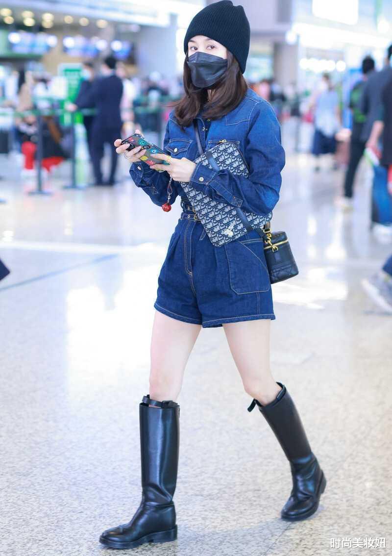 时尚美妆妞|1米59的王子文真自信，穿连体牛仔裤配长靴，意外显高又洋气