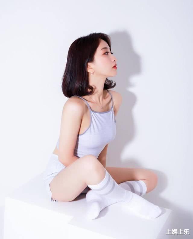 李湘|156斤的胖女孩为减肥，每天坚持跑步，4个月甩掉56斤！逆袭成女神