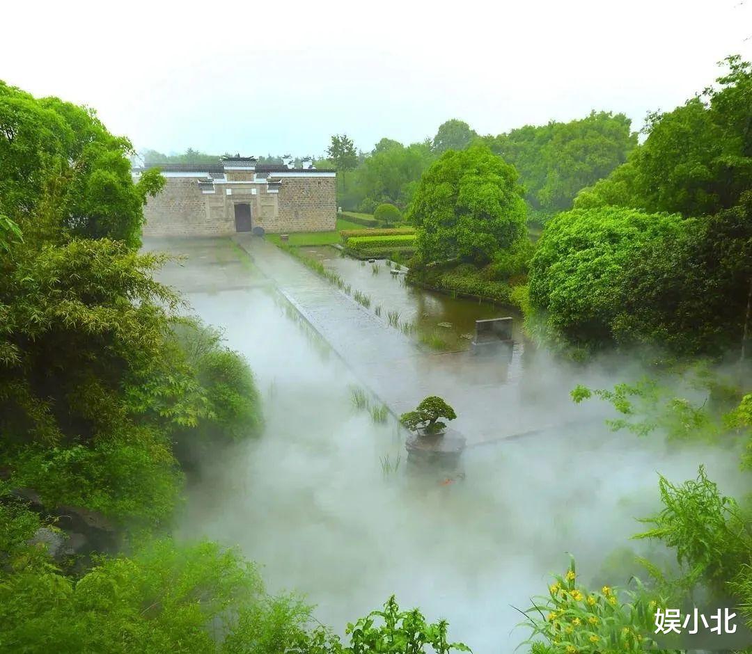 孟美岐|从五处细节看这段畸形恋，孟美岐是真陷进去了