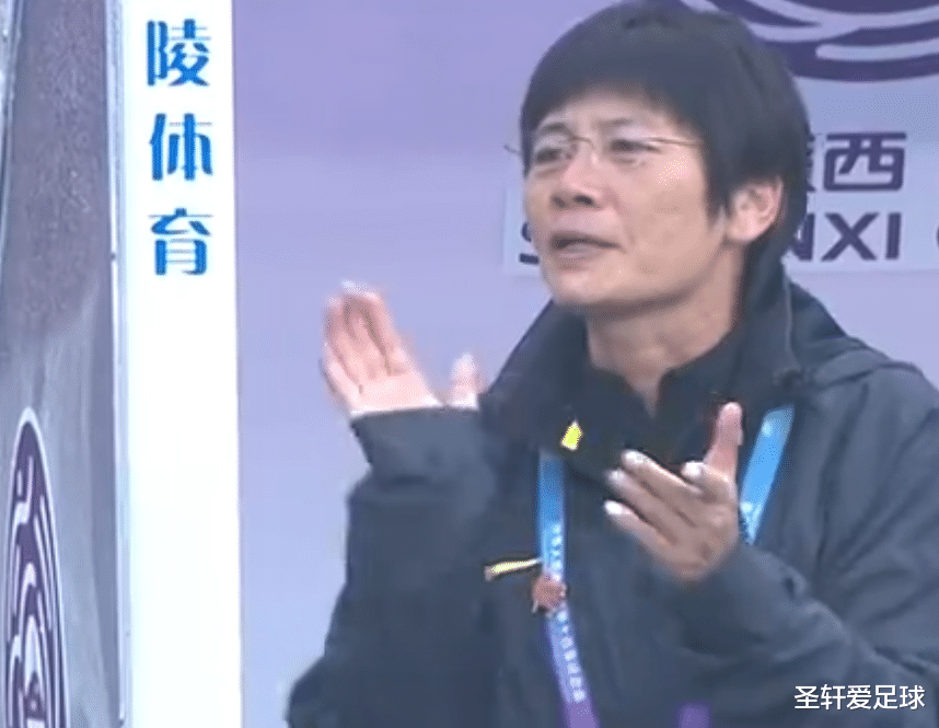 王霜|3场独造5球！王霜彻底大爆发，中国女足进决赛，水庆霞：没做什么