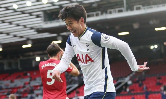 英超|3-0，大胜！英超豪门降维打击，60%高控球+狂轰17脚，令巴黎眼红