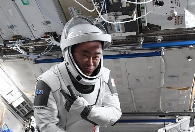 SpaceX“Crew-2”机组人员即将返回地球,宇航员分享空间站照片