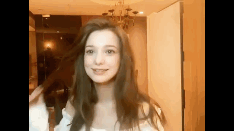 俄罗斯 25岁俄罗斯“第一美女”征中国男友走红,神似芭比彻底出圈