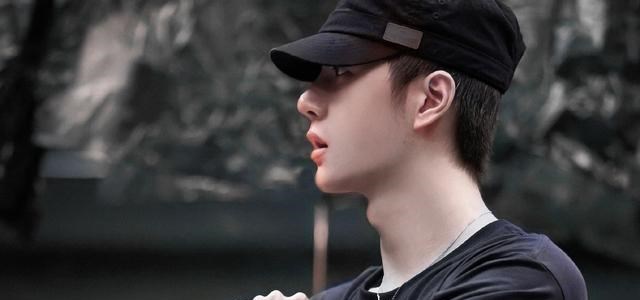 倪妮|摩托姐姐喊话王一博接戏自由后，工作室发理智追星倡导，网友点赞