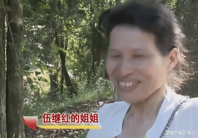 机器|高考712分的人大才女，却下嫁农村光棍，沦为生育机器生下6个娃