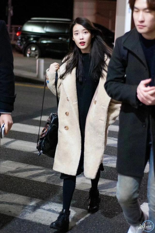 iu|韩星街拍 | 蛀牙警告!IU的街拍怕是比她的歌还要甜