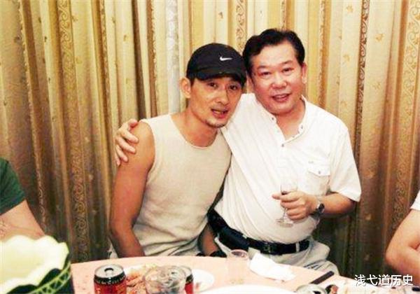 央视|从年入千万到“身败名裂”，“现出原形”后的阿宝，现状如何？