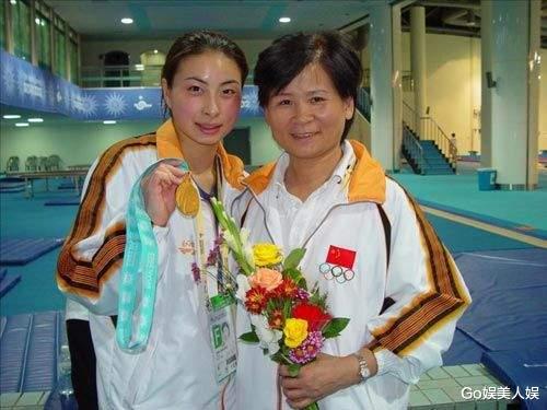 肖战|直播只字不提周继红，因其成为评委的郭晶晶，真是“白眼狼”吗？