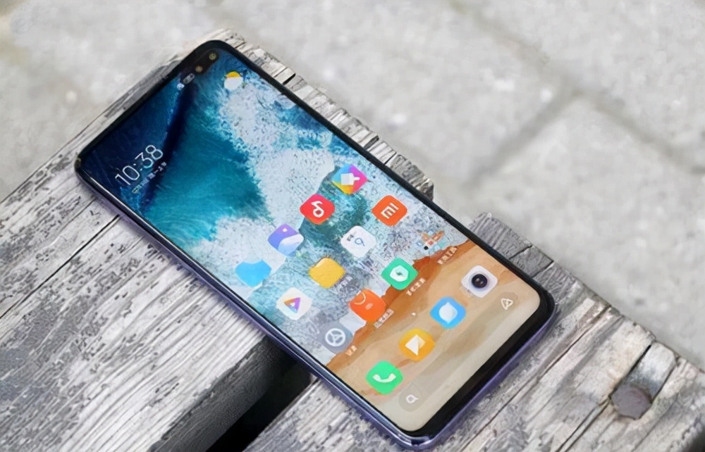 |2022年了还不知道怎么选手机？懂行人都看重这三点，跟着学不吃亏