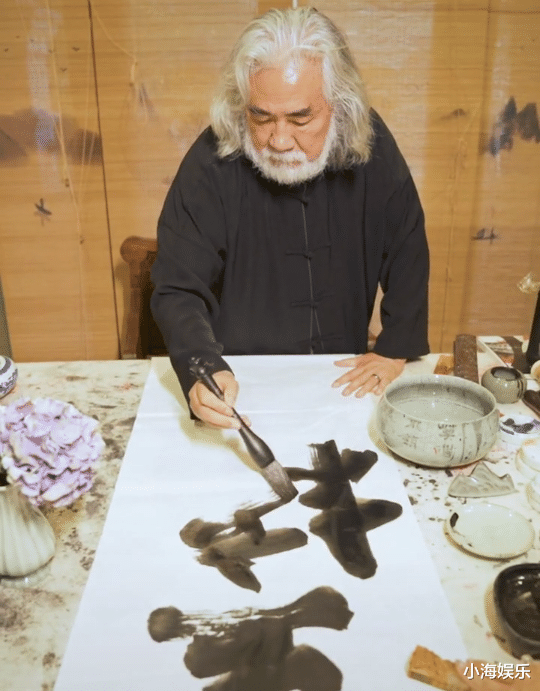 张纪中|张纪中为考生加油翻车，被嘲字丑还有错别字，功底不及刘德华一半