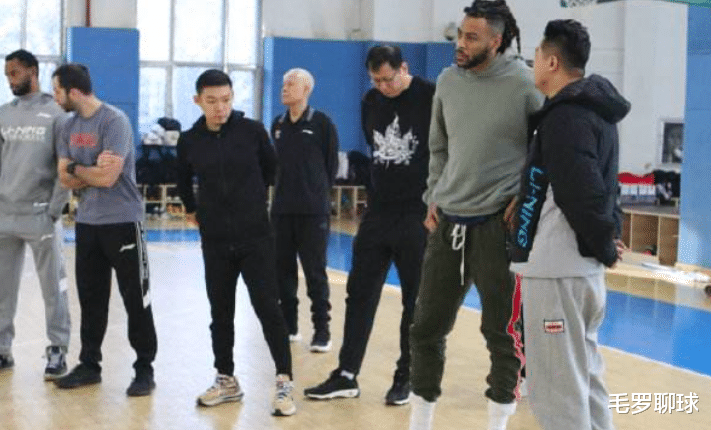 广东男篮|辽宁成功偷师杜锋广东，获真正夺冠王牌，不是郭艾伦更不是张镇麟