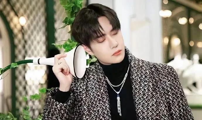 孙俪|八卦小则：张予曦，邓伦，吴磊，黄旭熙，张小斐，王一博，李艺彤