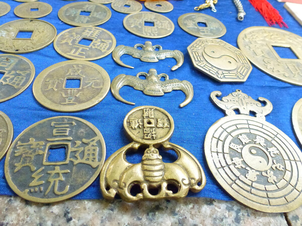 醉驾 古玩界怪象,有钱人不搞收藏,掌控交易渠道,没钱人反而搞收藏