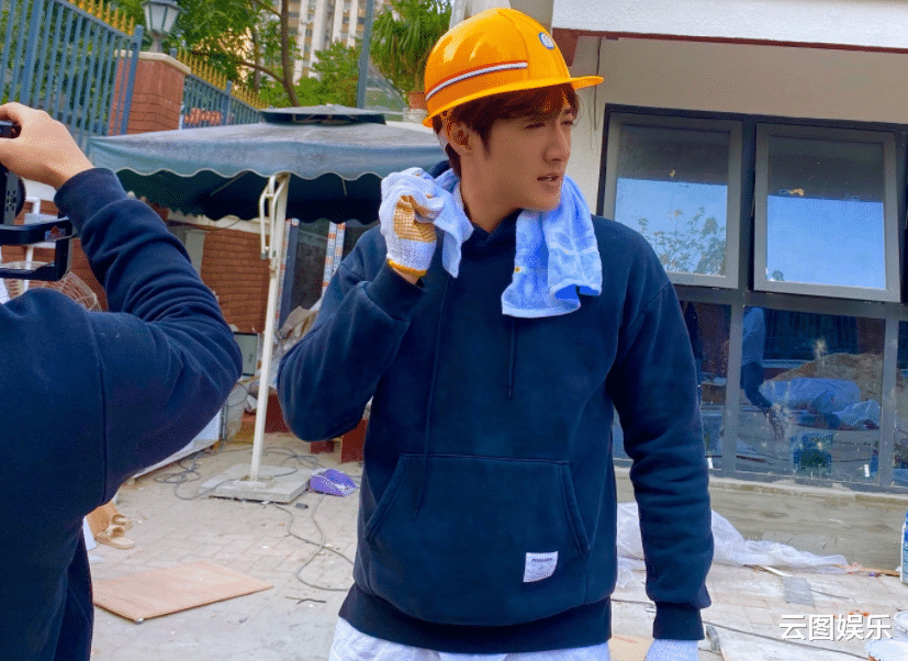 蔡淇俊|37岁港星移居内地7年，连开6间饭店成饮食界大佬，赚得盆满钵满